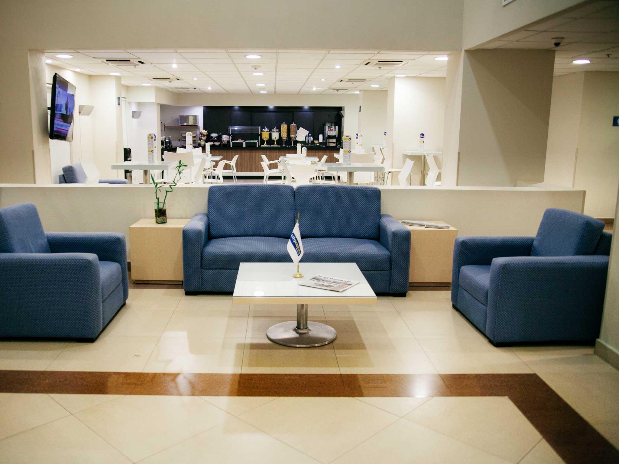 City Express By Marriott Monterrey Aeropuerto Apodaca Εξωτερικό φωτογραφία